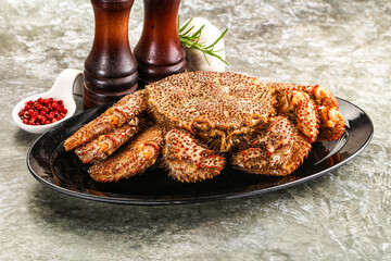 Delicous gurmet Steamed hairy crab