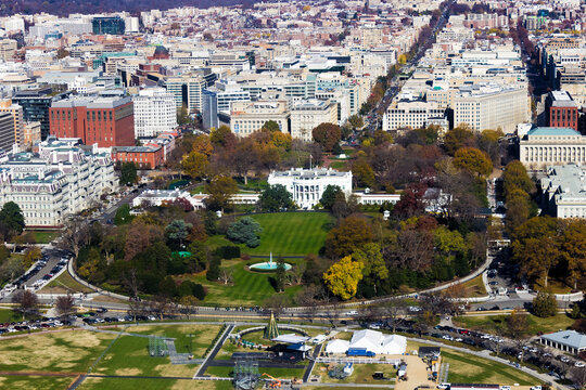 Late Autumn bird'e eye view overhead the White House & South Lawn, Washington DC