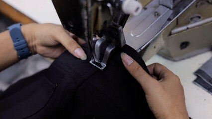 Jeans factories are producing large quantities.	
