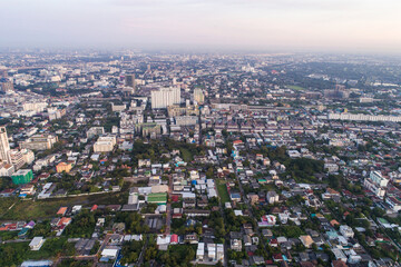 Obraz premium Modern citycondominium and office block building