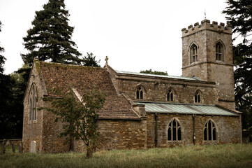 Fototapeta premium old English church