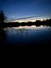 Obraz premium sunrise over the lake