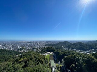 夏のひととき、札幌市街を見る
