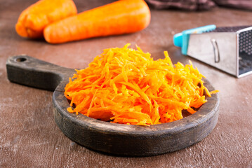 fresh sweet carrots for salad