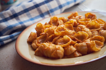 makaron ,pesto  © Marcin Łazarczyk