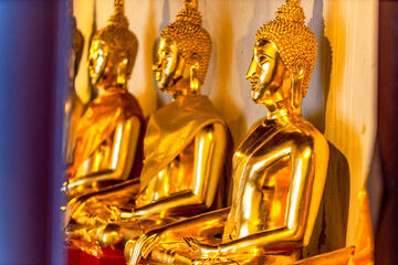 Background of the religious tourist attraction Wat Phra Sri Rattana Mahathat Worahawihan There is a pair of Buddha statues in Phitsanulok. Tourists often come to pay respect.