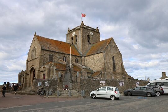 L'&eacute;glise Saint Nicolas, village de Barfleur, d&eacute;partement de la Manche, France