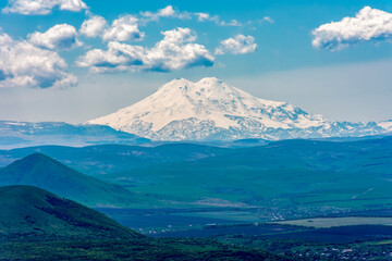 Fototapeta premium Mount Elbrus of Caucasus Mountains - highest peak in Europe, Russia