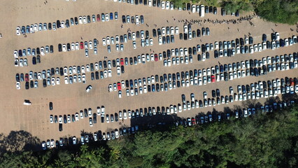 Estacionamento de Carros visto de cima