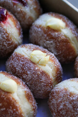 donuts with sugar