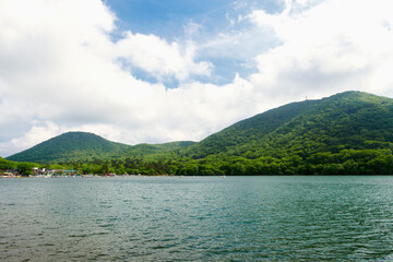 赤城神社境内から南東方向の大沼の景観
