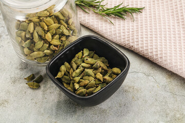 Dry Cardamom - aroma seasoning flavour