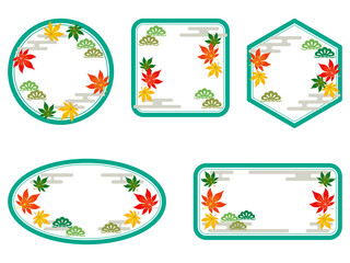 花のような紅葉と松のラベル