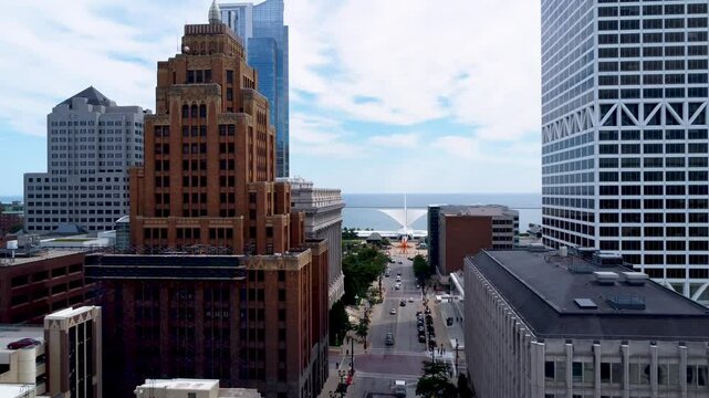 Stunning 4K drone footage of Milwaukee, Wisconsin. Enjoy breathtaking aerial views of the city's skyline, iconic landmarks, and the scenic shores of Lake Michigan