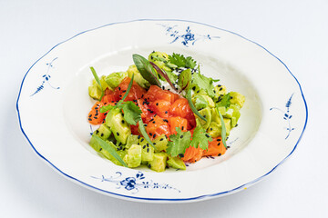 detox salad with smoked salmon