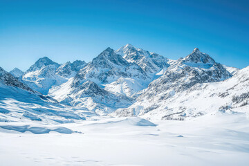 Naklejka premium Snow covered mountains with clear blue sky create breathtaking winter landscape. majestic peaks rise dramatically, showcasing natures beauty and tranquility