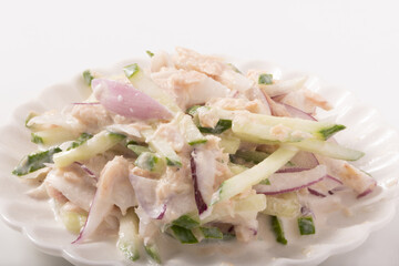 オニオンときゅうりのツナマヨネーズ和え