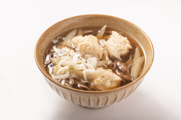 鶏つみれ　ごぼう蕎麦