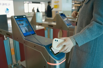 Seamless Public Transport Access Using Contactless Technology