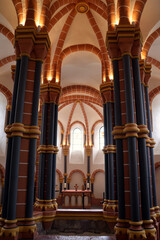Obraz premium Innenansicht der Kapelle in der Burg Vianden in Luxemburg im gleichnamigen Kanton Vianden. 