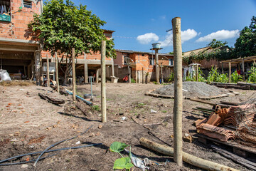 Constrution of fences in the backyard