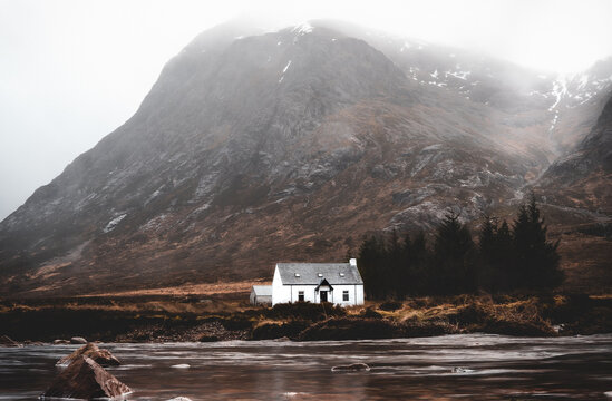 Lagangarbh Hut in Glencoe