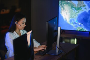 Dispatching support centers for freight transportation. Logistics and navigation of cargo delivery