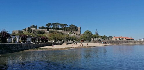 Panorámica del castillo de Baiona, Galicia