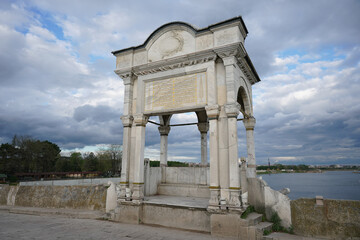 Fototapeta premium Pavilion of Meric Bridge over Meric River, Edirne, Turkiye