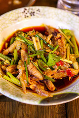 Cold mixed chicken feet