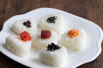 おにぎり　rice ball	