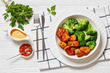 baked salmon bites with steamed broccoli florets