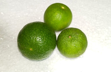 citrus fruit squeeze drink