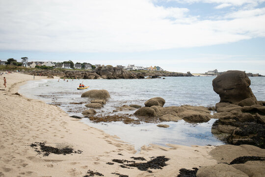 View of Plage de la Baleine (whale beach) near the village of Trevignon. Finistere, Brittany, France.