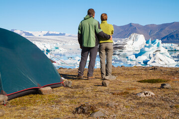 Fototapeta premium Trekking mit Zelt in Island