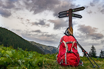 Obraz premium Hiking in the mountains with a backpack in summer, mountain landscape.