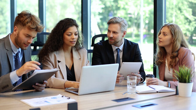 Businessmen teamwork brainstorming meeting to discuss plans of the investment