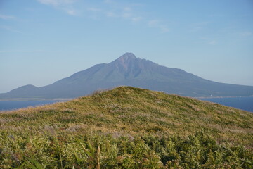 Fototapeta premium 山の奥に山
