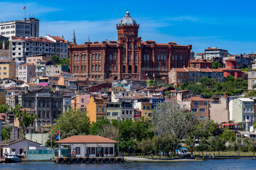 Obraz premium Türkiye. Istanbul. Balat district. Mosque Fethiye. The Church Pammakaristos of Greek Orthodox Patriarchate is located in Fener