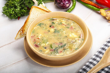 Dietary chicken soup with egg