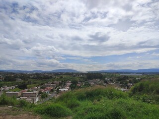 Fototapeta premium Escena paisaje hermoso en el monte 