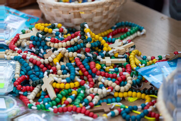 Obraz premium Many colorful wooden rosaries.