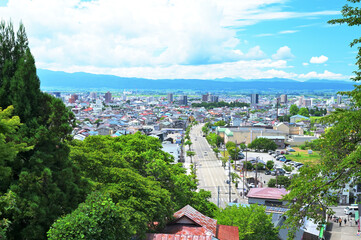 Fototapeta premium 飯盛山から会津若松市街の眺め 福島県会津若松市