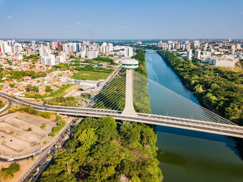Teresina - Aerial view of the cable-stayed bridge and city