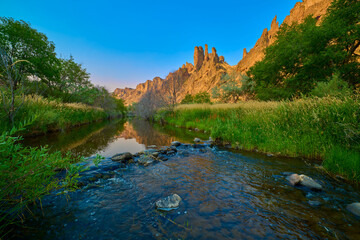 Naklejka premium Succor Creek at Succor Creek State Natural Area, Oregon.