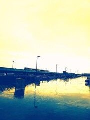 Obraz premium sunset on the river