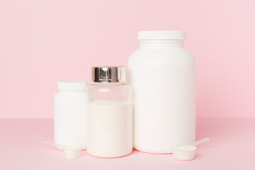 Jar with protein powder on color background. Sports nutrition concept