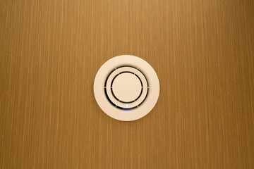 天井埋め込み式空気清浄機 イオン発生機