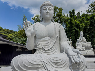 Seated statue of buddha