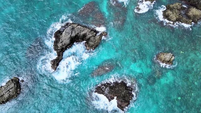Footage of Robust Boulders Defying the Ocean&rsquo;s Waves